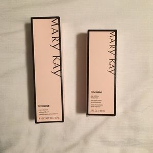 TimeWise Cleanser and Moisturizer set